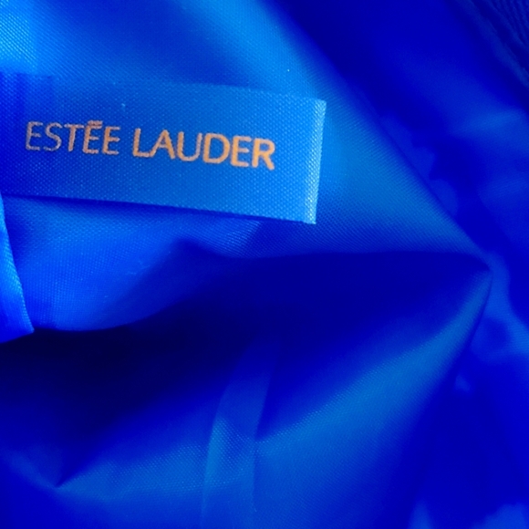 💚5/$25 Estee Lauder Large Blue &  White Floral Makeup Bag Cosmetic Pouch New - Picture 5 of 6